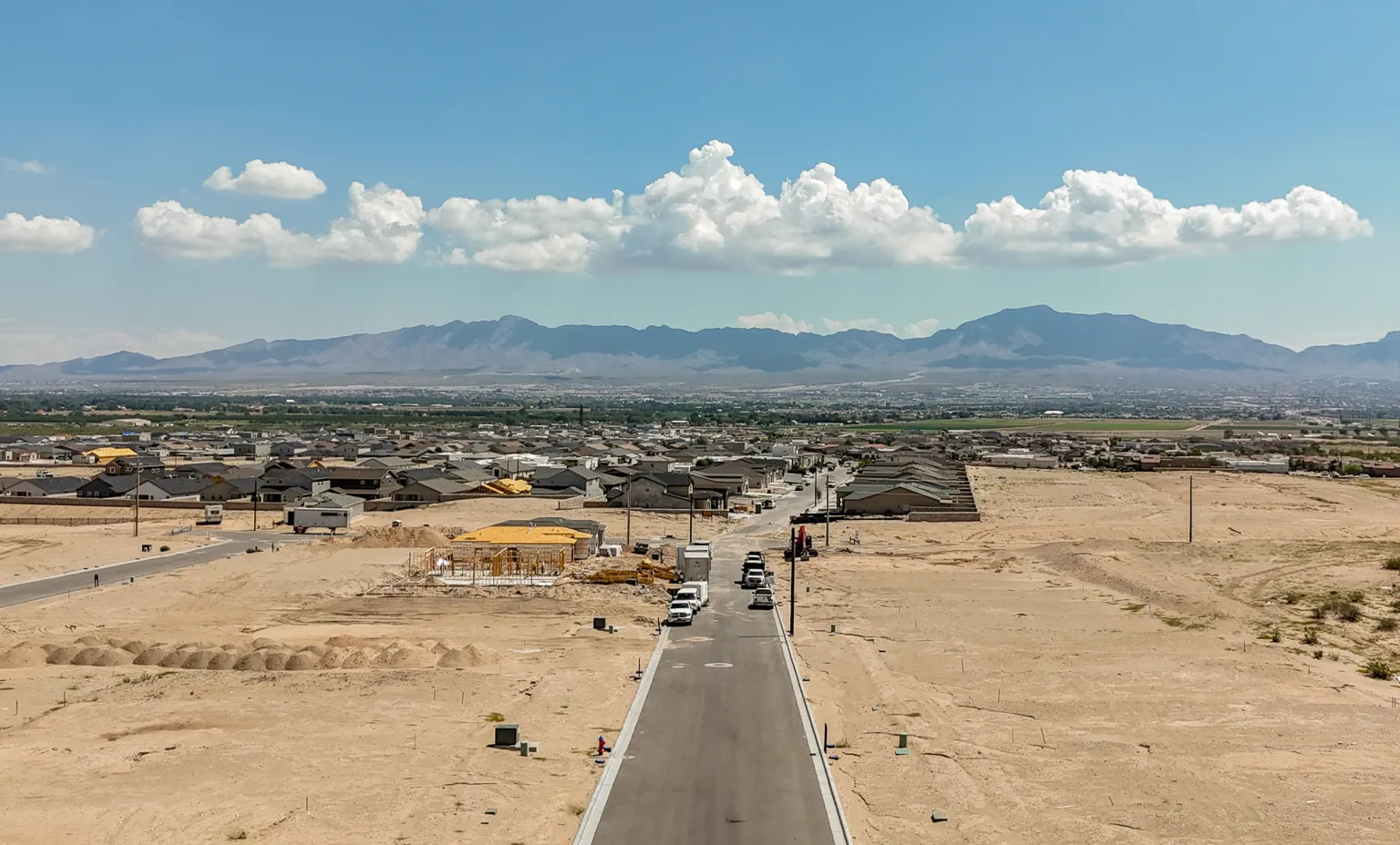 Resistance to data centers rises on the border