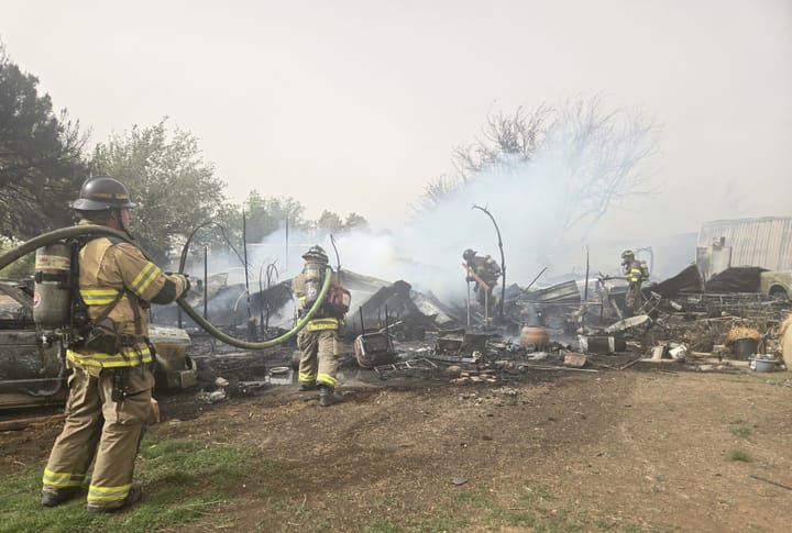 Las Cruces firefighters assist Doña Ana County with Glass Road fire