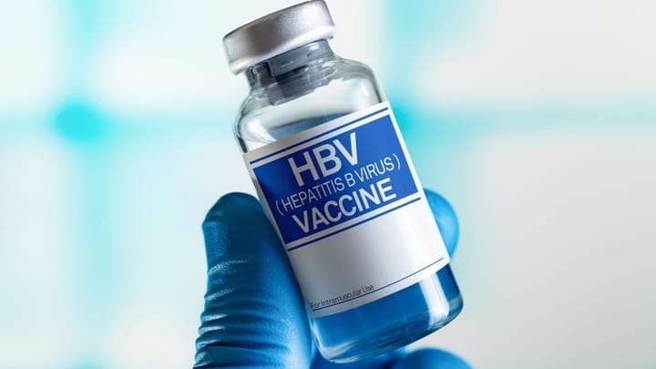NM health sticks by hepatitis B vaccine schedule, bucks CDC committee guidance