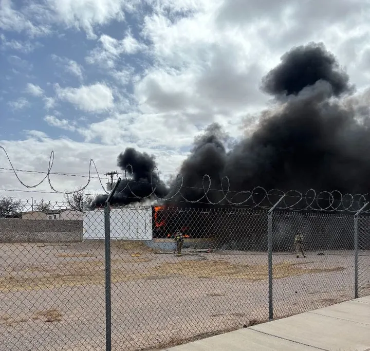 Fire damages vacant building on West Hadley Avenue