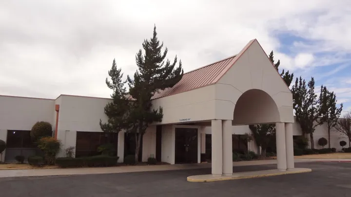 Exterior view of Mesilla Valley Behavioral Hospital in Las Cruces, New Mexico.